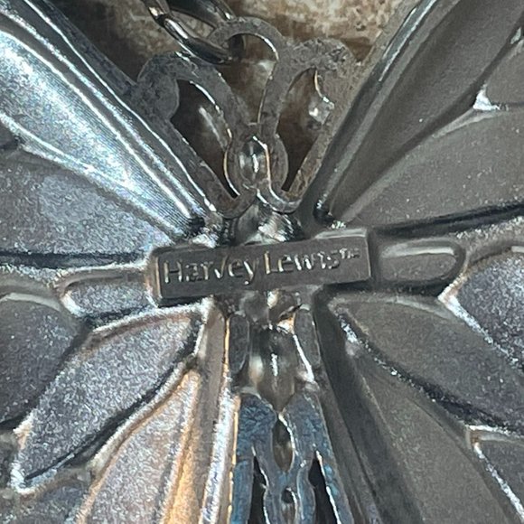 VINTAGE JEWEL KADE OVERSIZE LINK NECKLACE W/ HARVEY LEWIS BIG ENAMEL BUTTERFLY - Picture 10 of 13